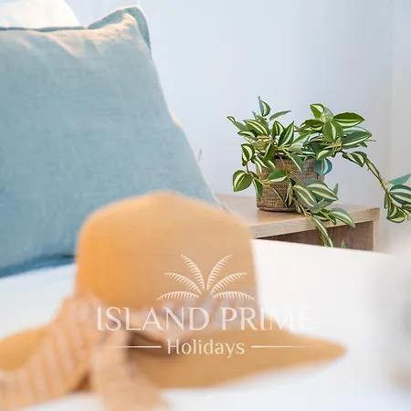 Amazing Sea & Marina Views With Golf Views In Heated Pool Complex Aq846 아파트 *